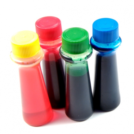 How safe is food coloring?